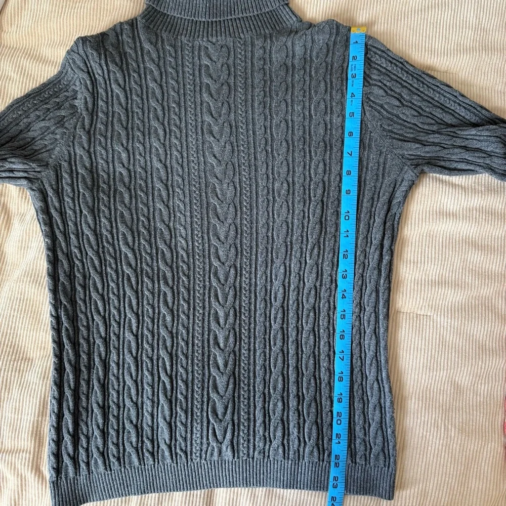 Lands’ End Grey Cable Knit Turtleneck Sweater 100% Cotton Size Medium - Picture 11 of 11